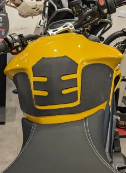 Eazi-Grip Motorcycle Wrap Around Tank Grips Triumph Street Ttriple 765 2023- 11 Eazi-Grip Motorcycle Wrap Around Tank Grips Triumph Street Ttriple 765 2023- -Motorcycle Accessories Store eazi grip motorcycle wrap around tank grips triumph street ttriple 765 2023 4