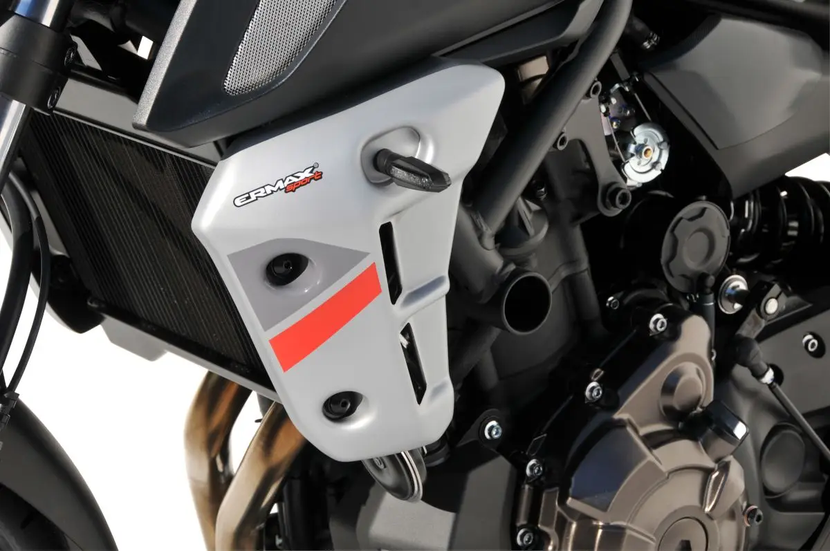 Ermax Radiator Scoops Yamaha MT-07 2018-2020 8 Ermax Radiator Scoops Yamaha MT-07 2018-2020 - Image 6